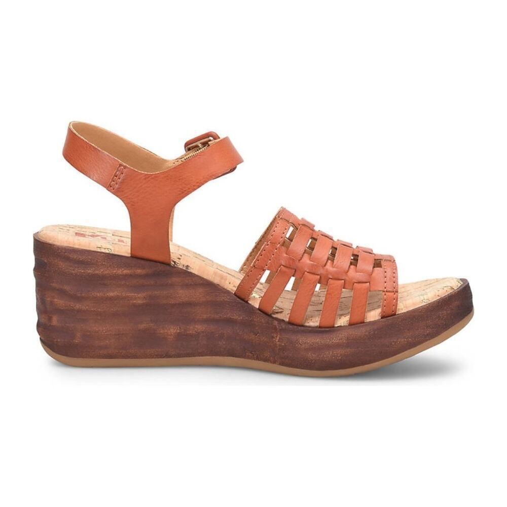 👉Kors Women’s Chic Buckle Closure Comfort Platform Sandals Size 8M - Picture 1 of 5